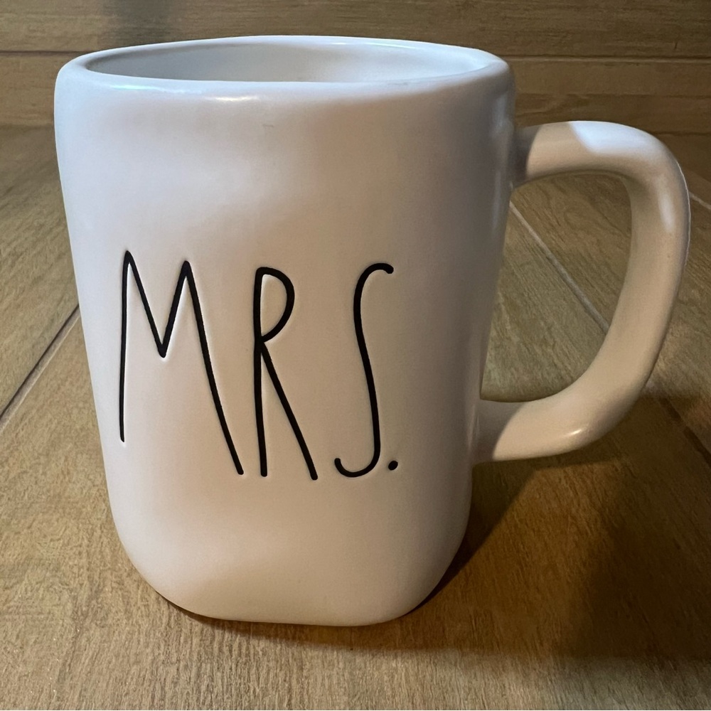 Rae Dunn White 'MRS.' Mug
